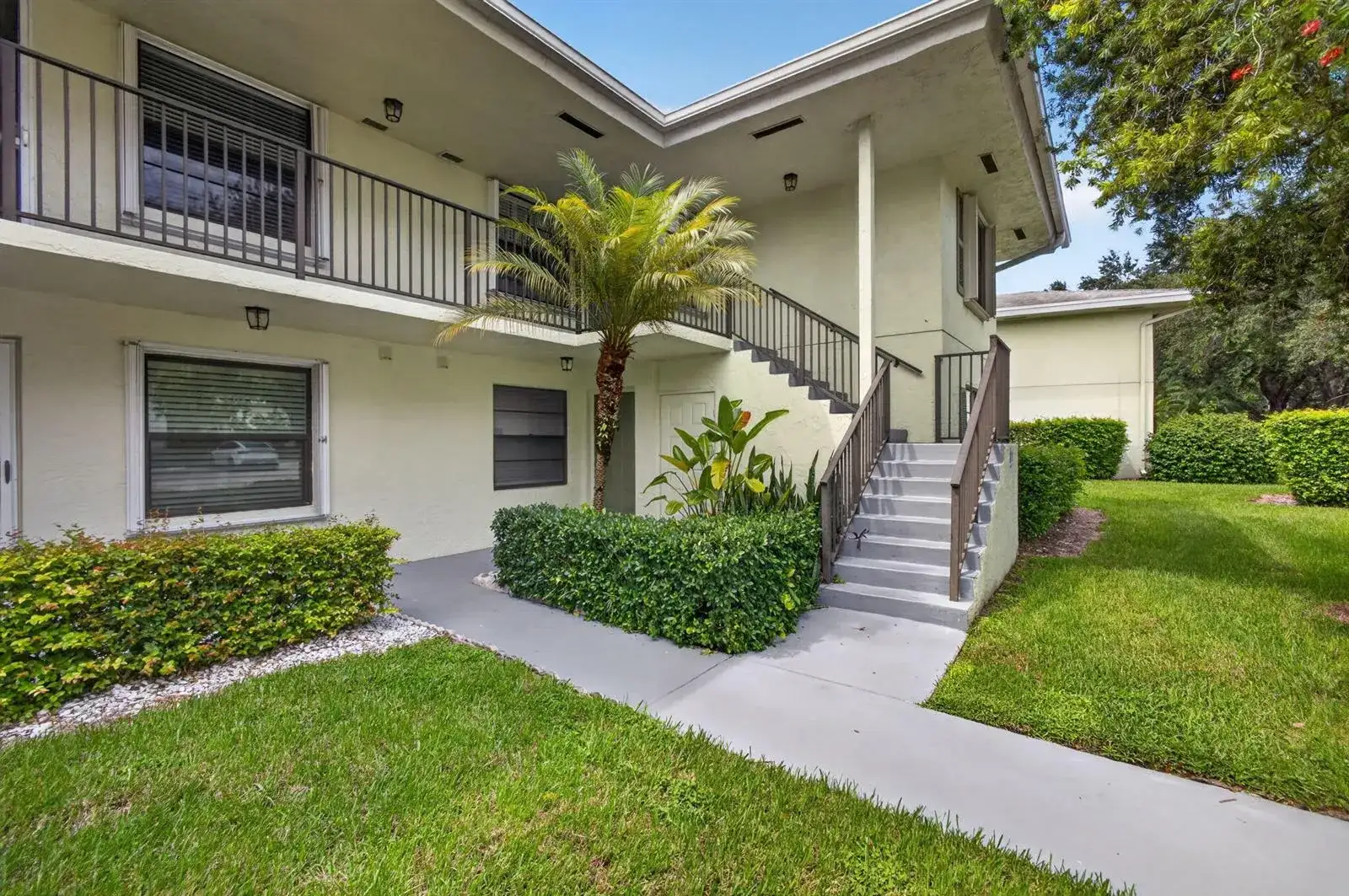 1701 Sabal Ridge Circle # D, Palm Beach Gardens FL 33418 photo 3