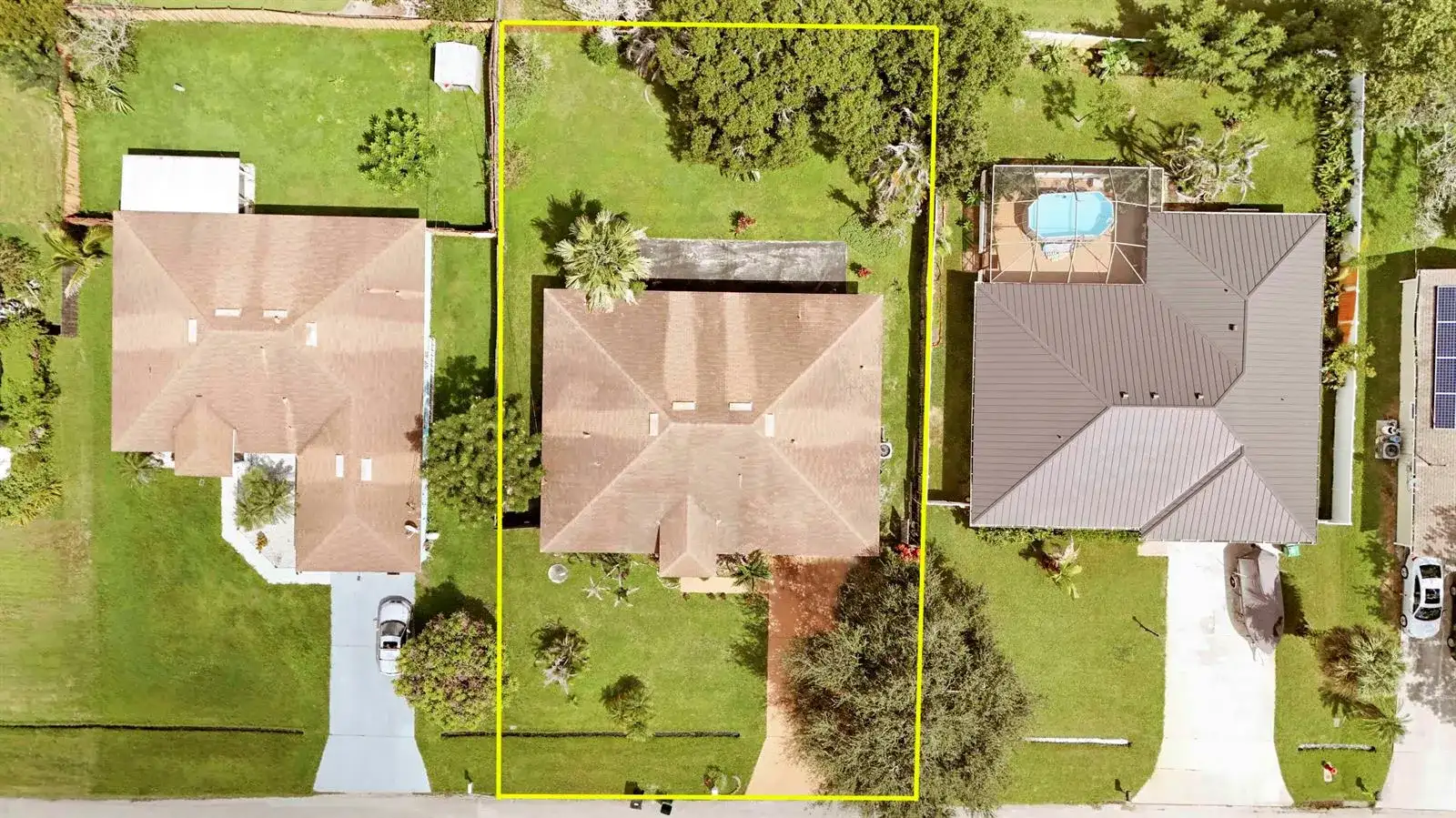 825 SE Cavern Avenue, Port St. Lucie FL 34983 photo 3