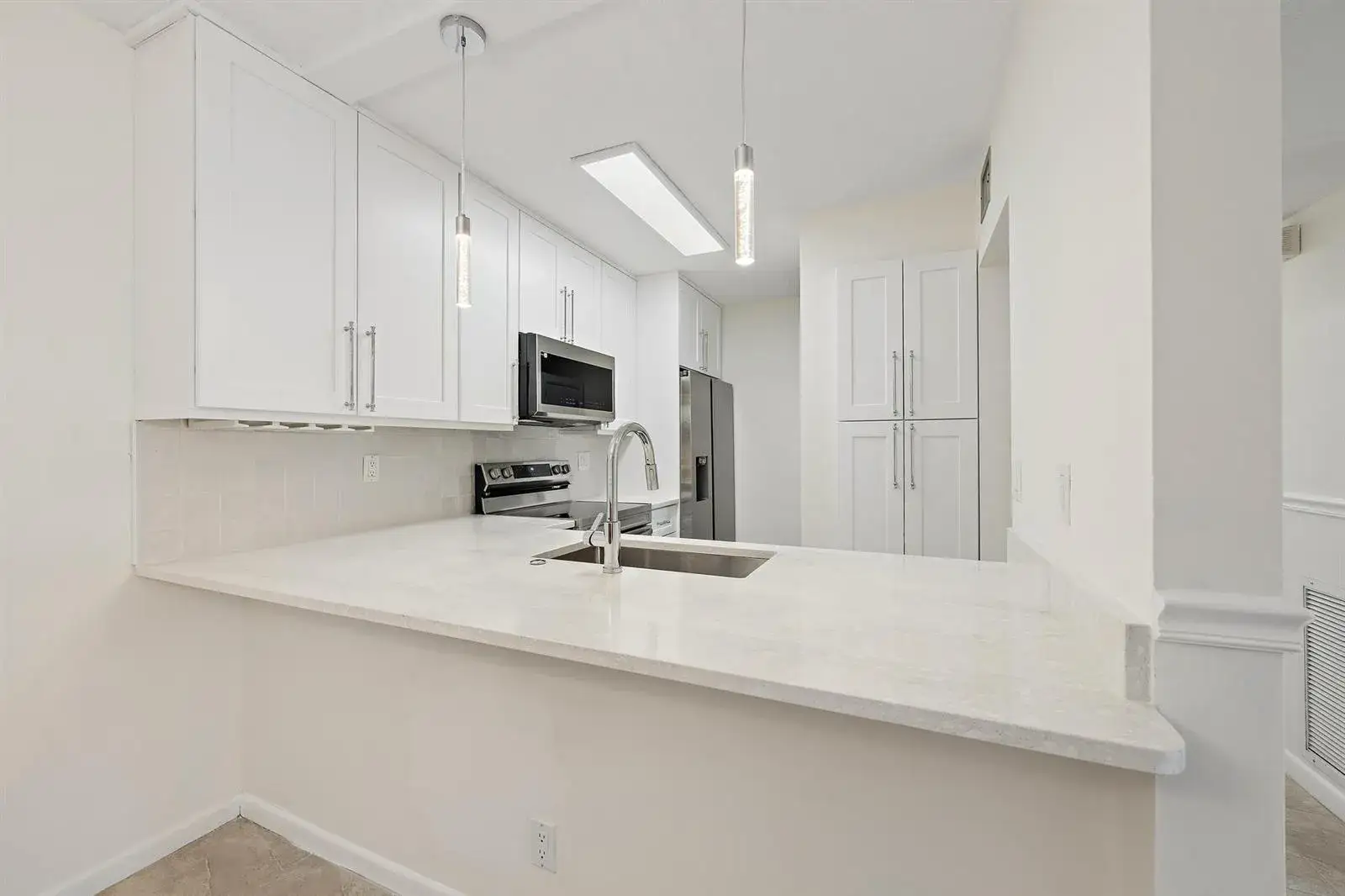 3404 GARDENS EAST Drive # 21A, Palm Beach Gardens FL 33410