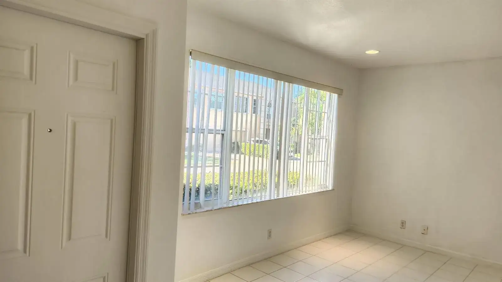 271 Live Oak Lane, Jupiter FL 33458 photo 3