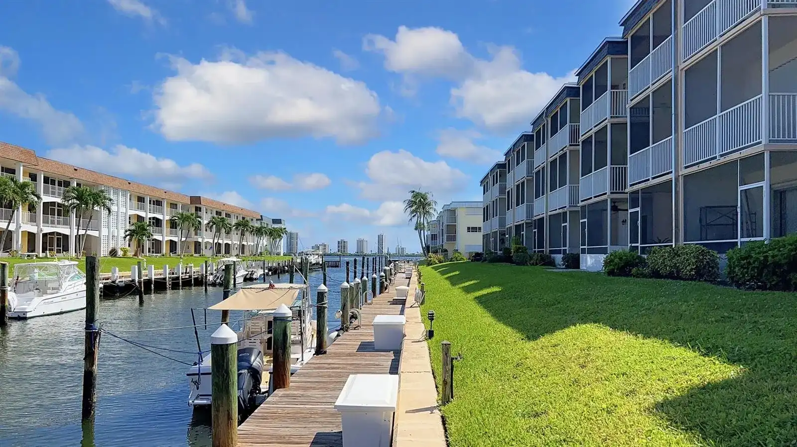131 Doolen Court # 309, North Palm Beach FL 33408