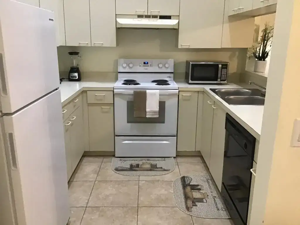 13825 YARMOUTH Drive # D, Wellington FL 33414 photo 5