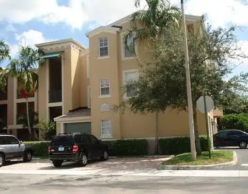 11720 SAINT ANDREWS Place # 208, Wellington FL 33414 photo 2