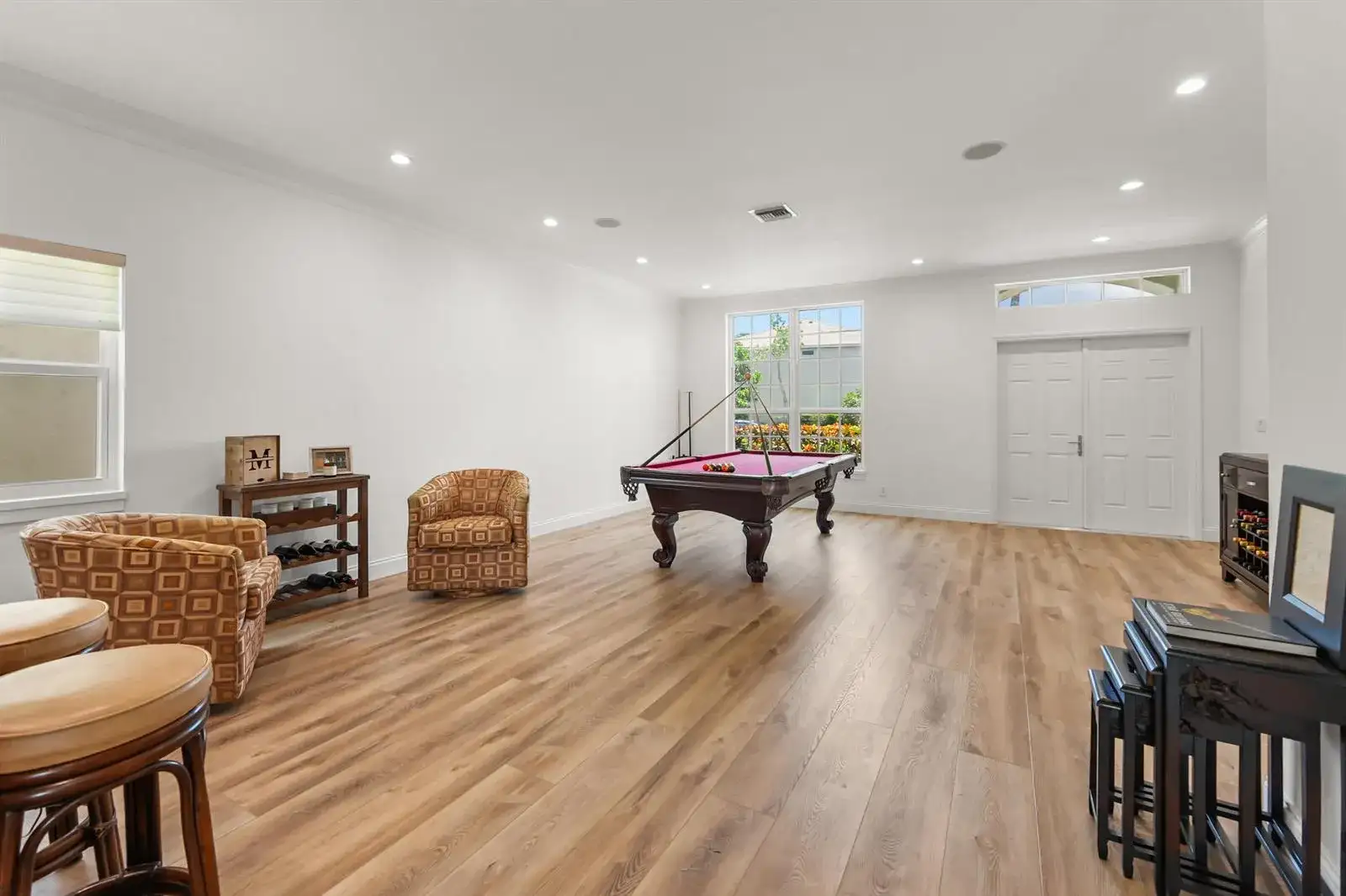 1237 Avondale Lane, West Palm Beach FL 33409 photo 4