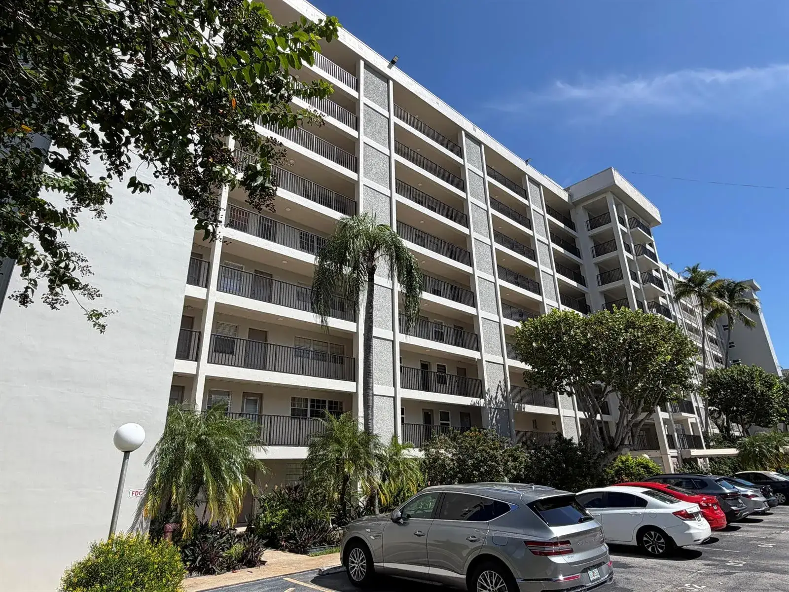 2661 S Course Drive # 105, Pompano Beach FL 33069