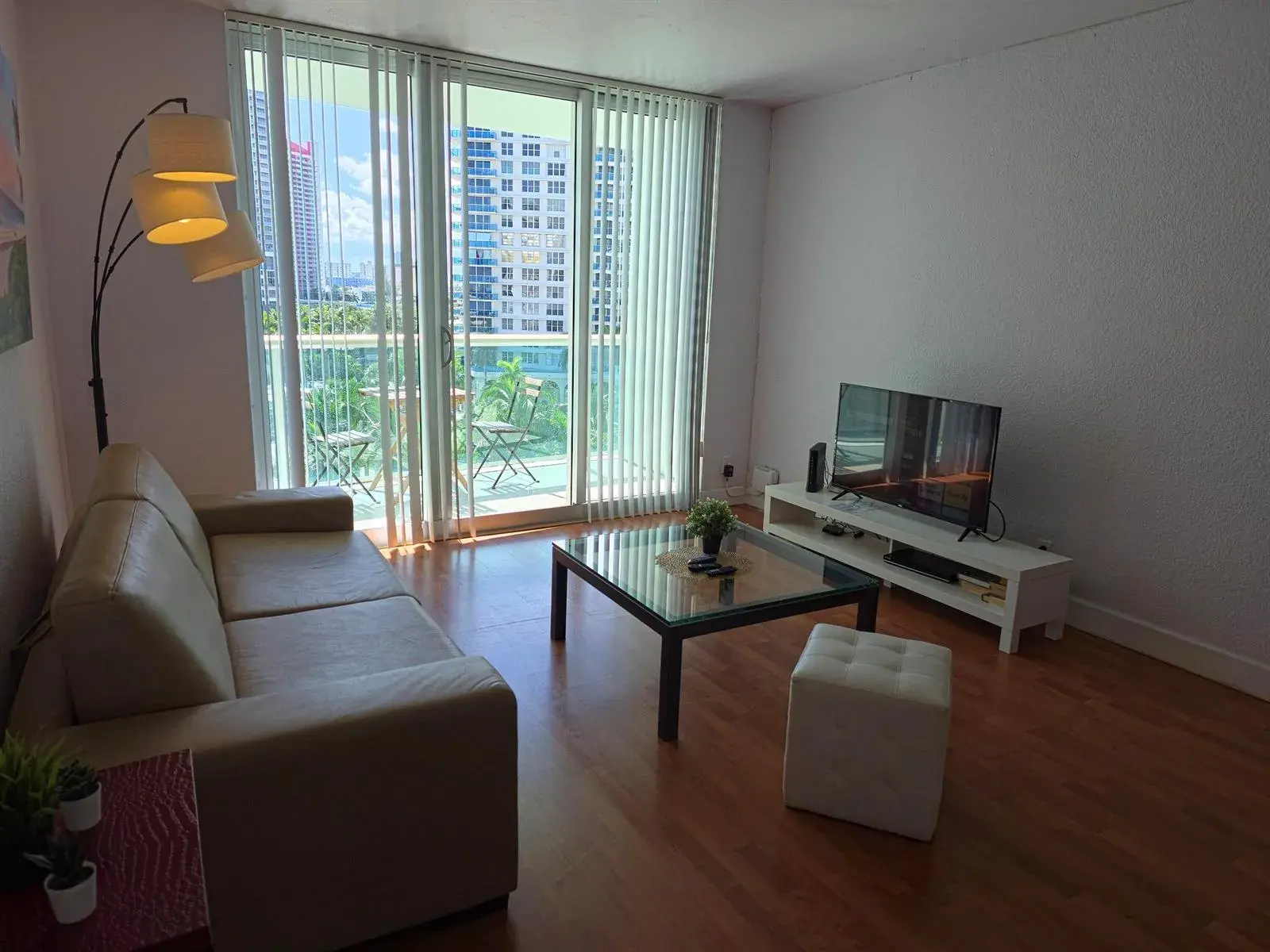 3801 S Ocean Drive # 8T, Hollywood FL 33019