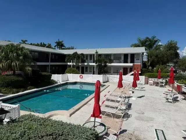 1100 ATLANTIC SHORES Boulevard # 409, Hallandale Beach FL 33009