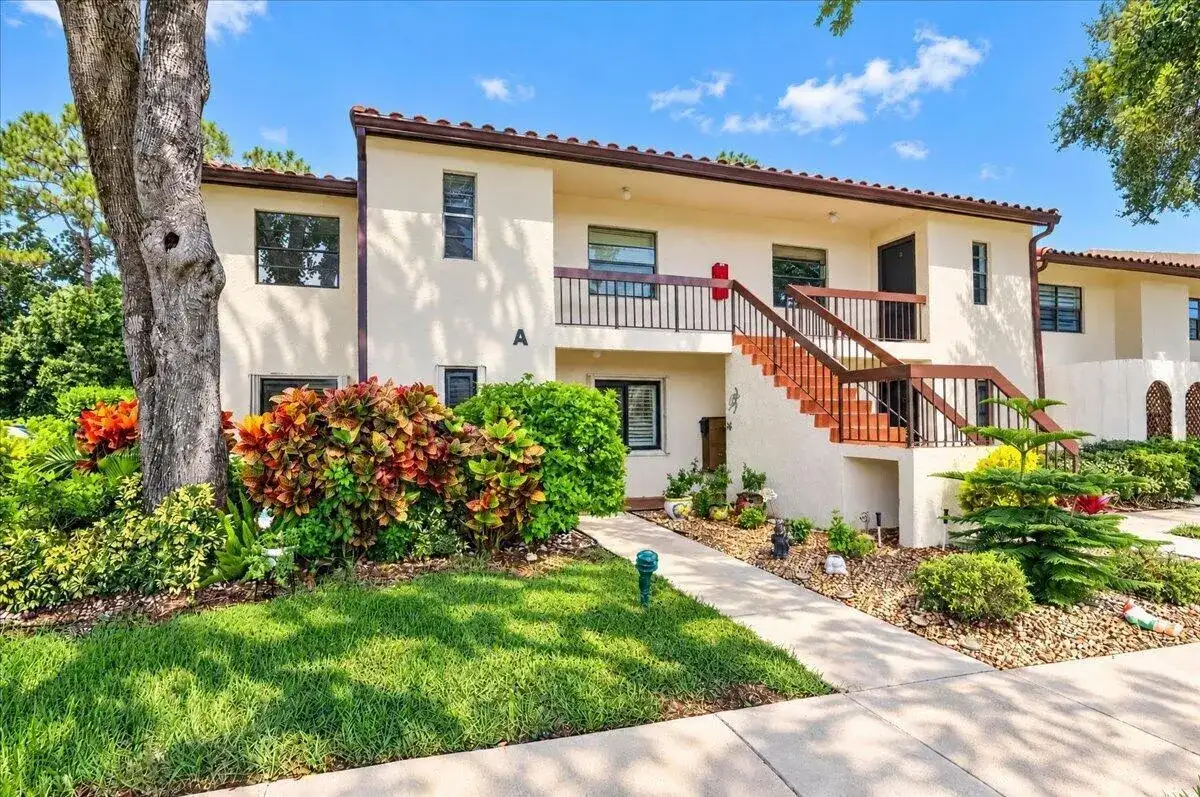 21864 Arriba Real, Boca Raton FL 33433 photo 2