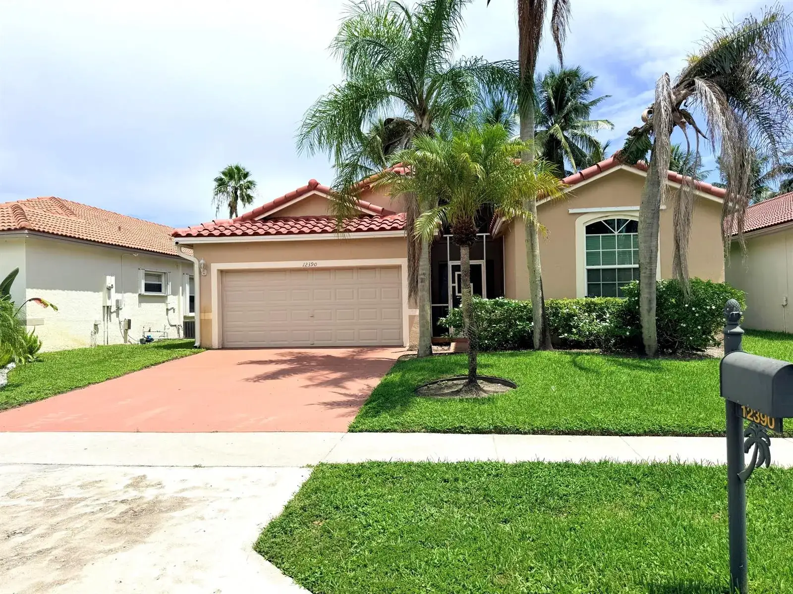 12390 BONEVENTURE Drive, Boynton Beach FL 33437