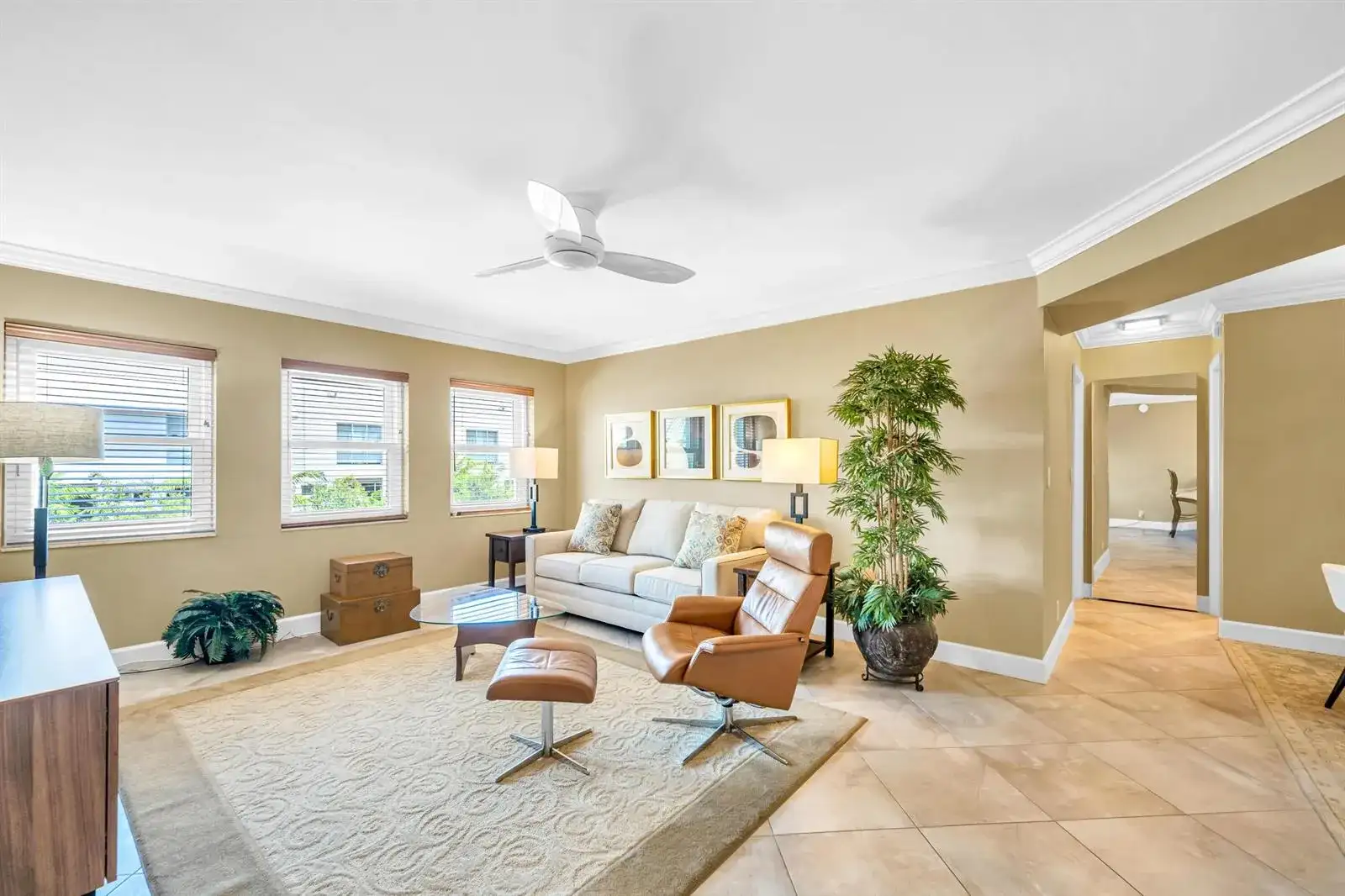615 NE 12th Avenue # 301, Fort Lauderdale FL 33304 photo 2