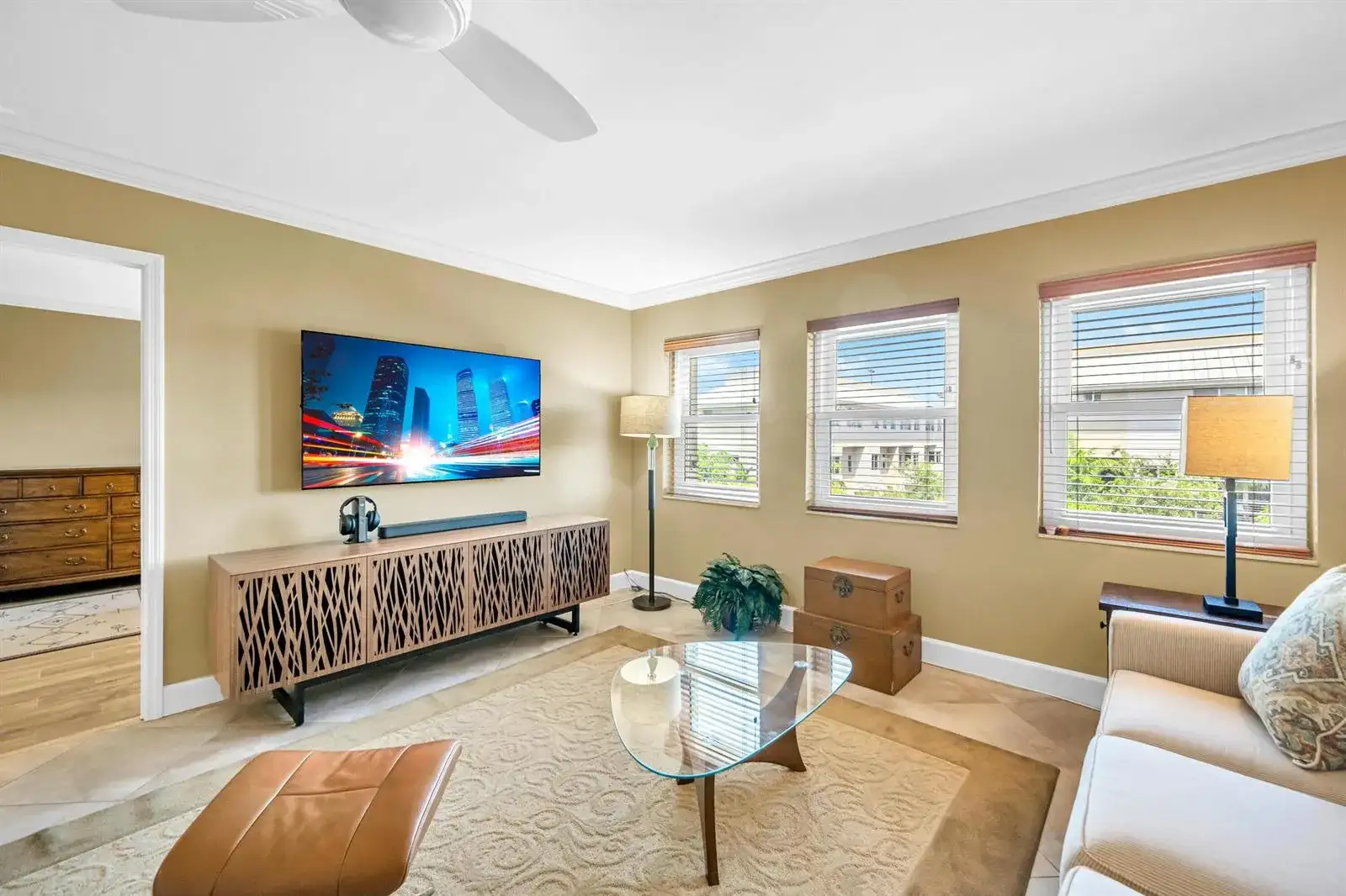 615 NE 12th Avenue # 301, Fort Lauderdale FL 33304 photo 5