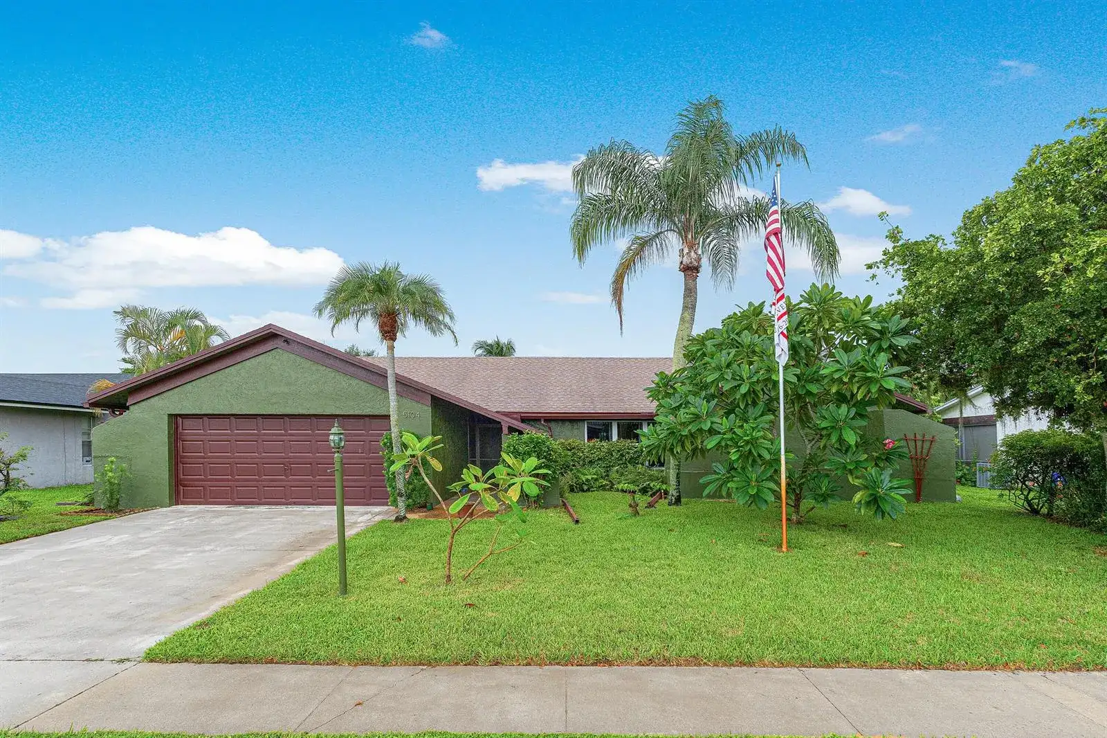 5104 Candlewood Court, Lake Worth FL 33467 photo 3