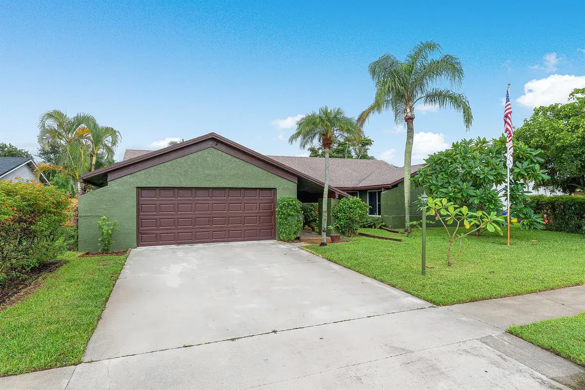 5104 Candlewood Court, Lake Worth FL 33467