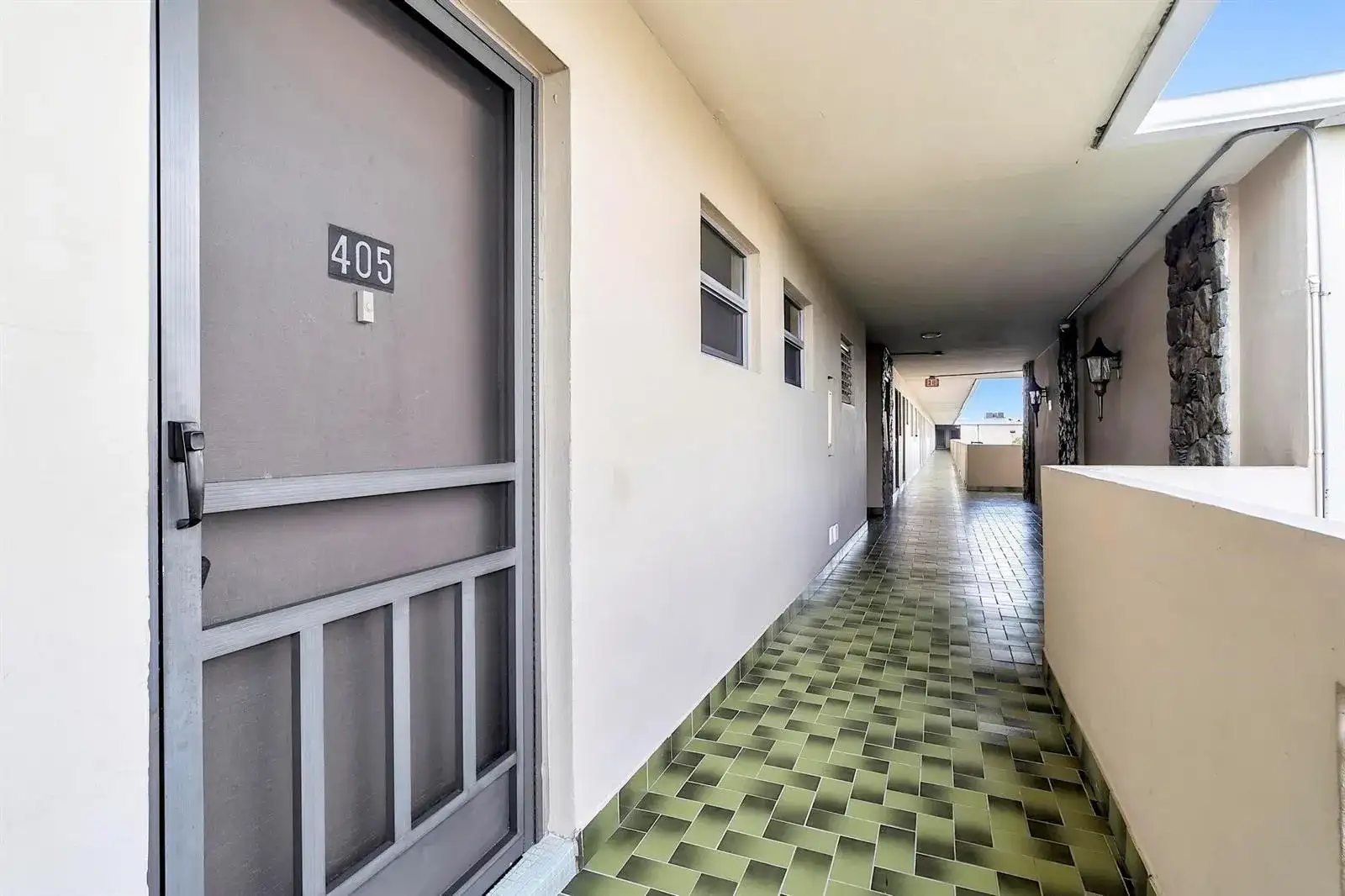 1690 NE 191st Street # 1, North Miami Beach FL 33179 photo 3