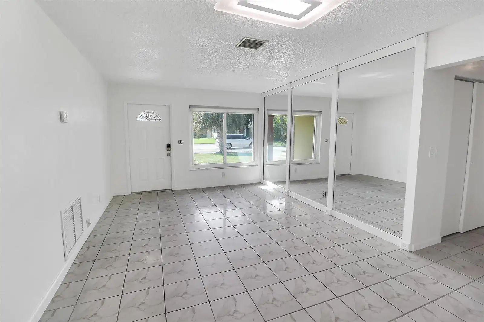 2233 NW 3RD Avenue, Boca Raton FL 33431 photo 5
