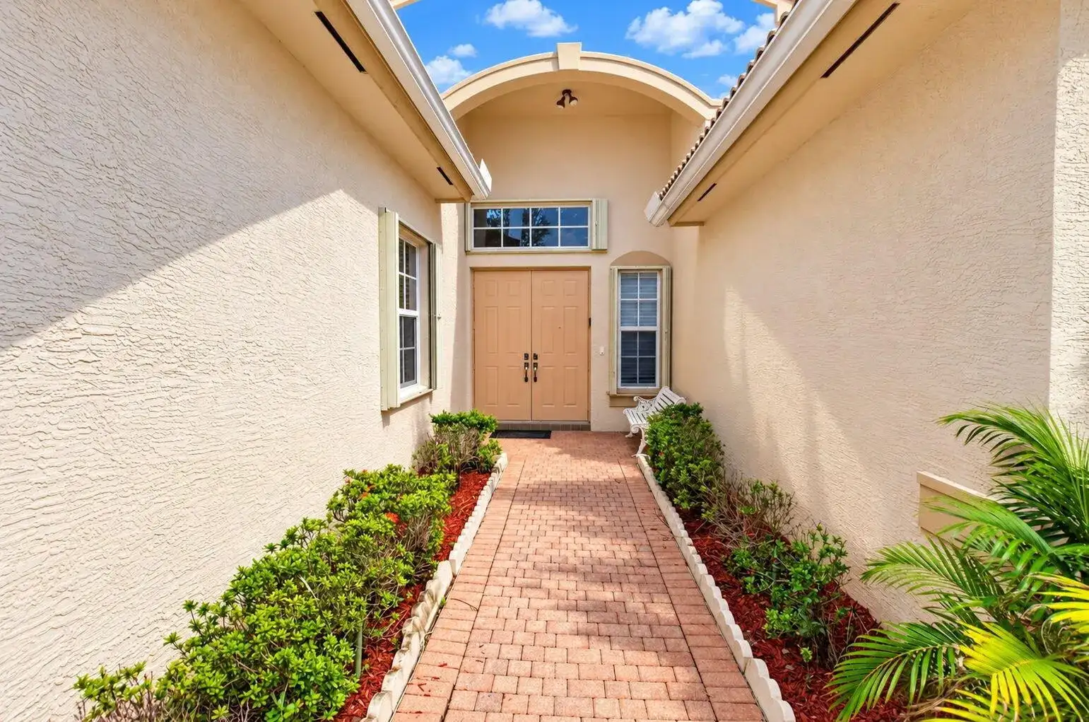 8855 Starhaven Cove, Boynton Beach FL 33473 photo 3
