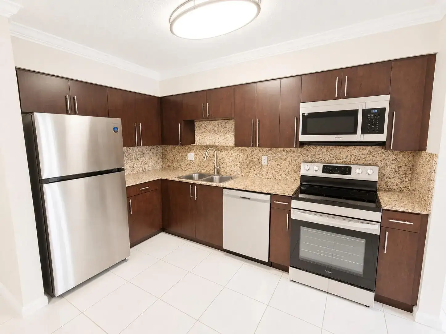 3614 TAYLOR Street, Hollywood FL 33021 photo 2