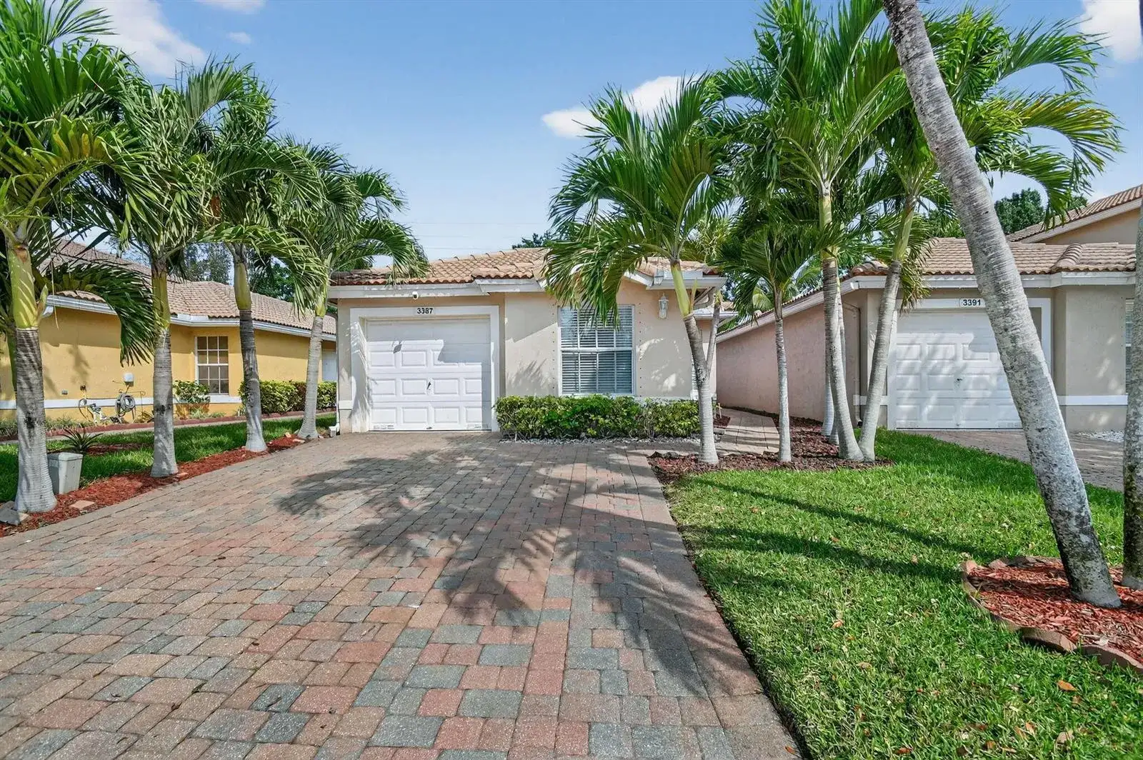 3387 Commodore Court, West Palm Beach FL 33411 photo 2
