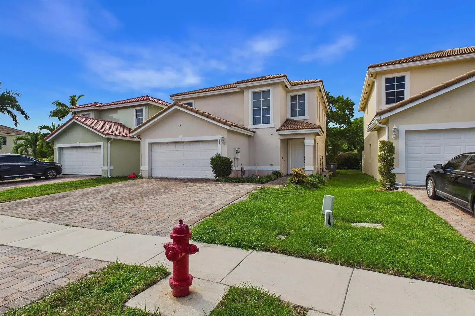 657 PERDIDO HEIGHTS Drive, FL 33413 photo 3