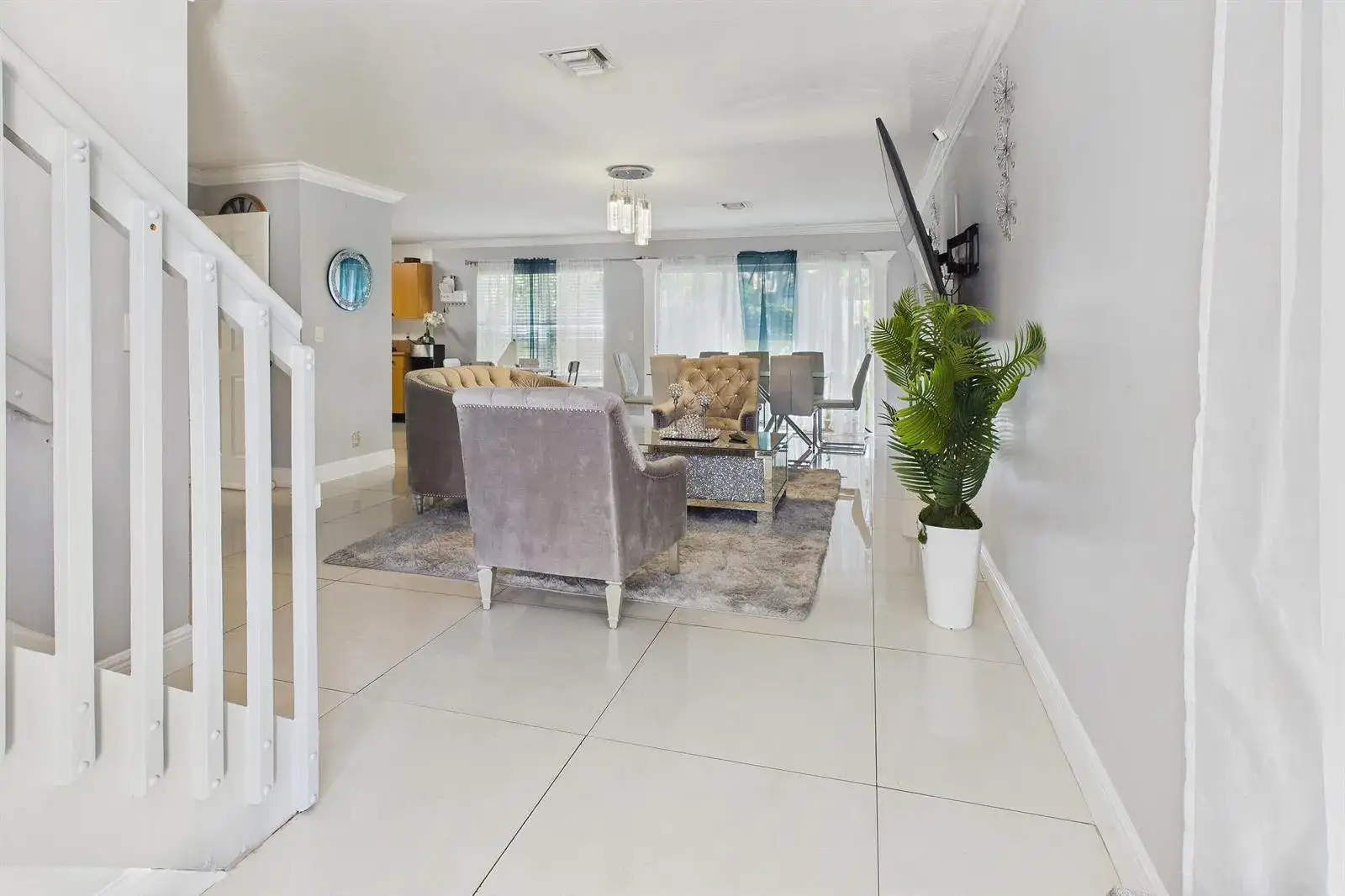 657 PERDIDO HEIGHTS Drive, FL 33413 photo 5