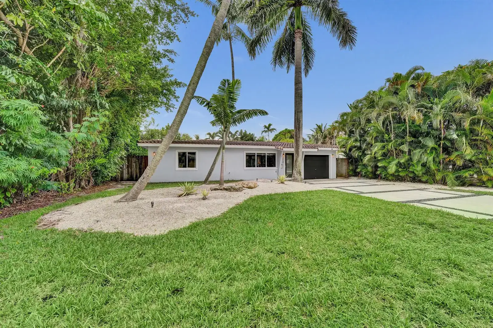1908 NE 27th Drive, Wilton Manors FL 33306 photo 3