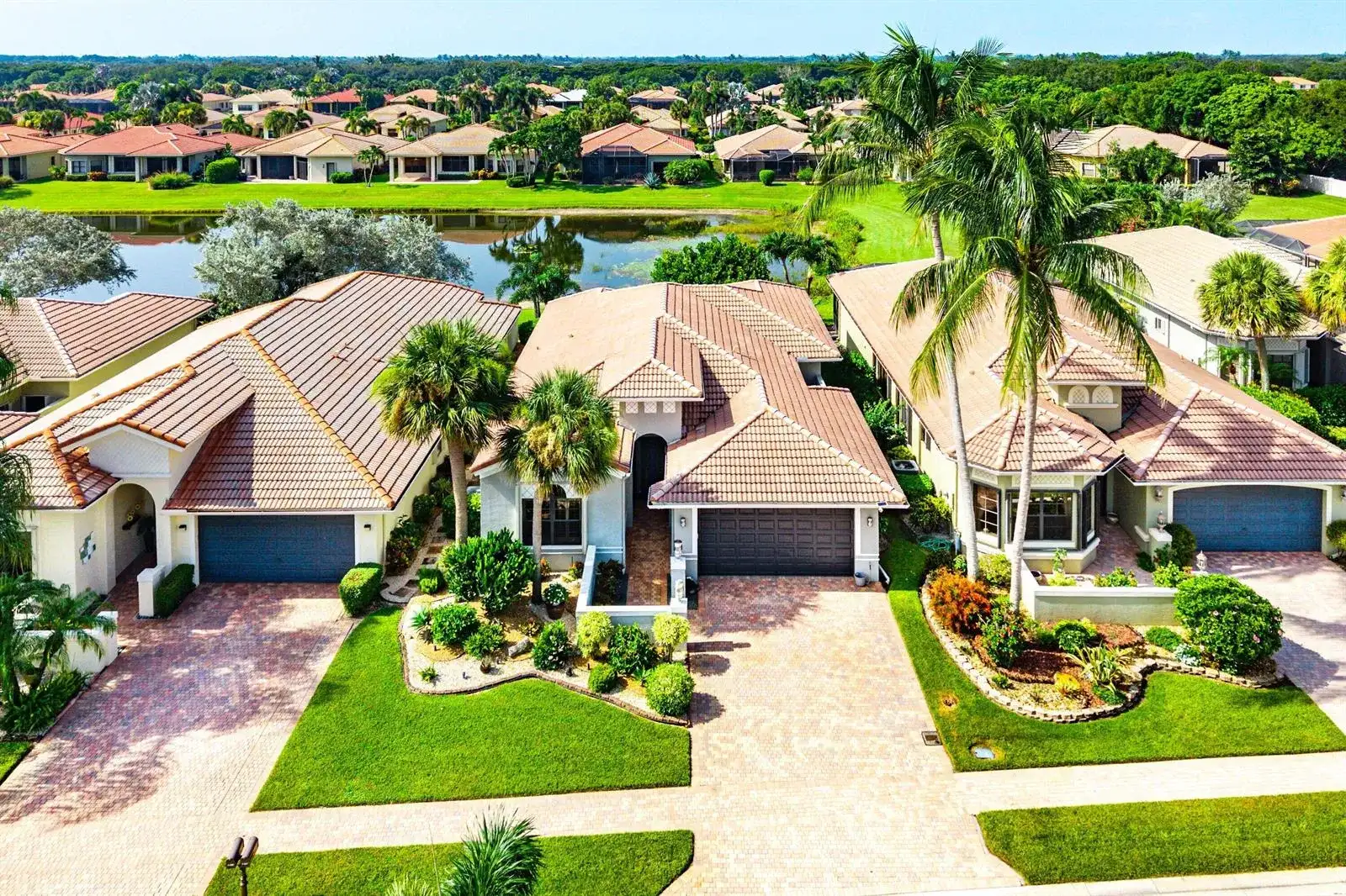 7167 Boscanni Drive, Boynton Beach FL 33437 photo 2