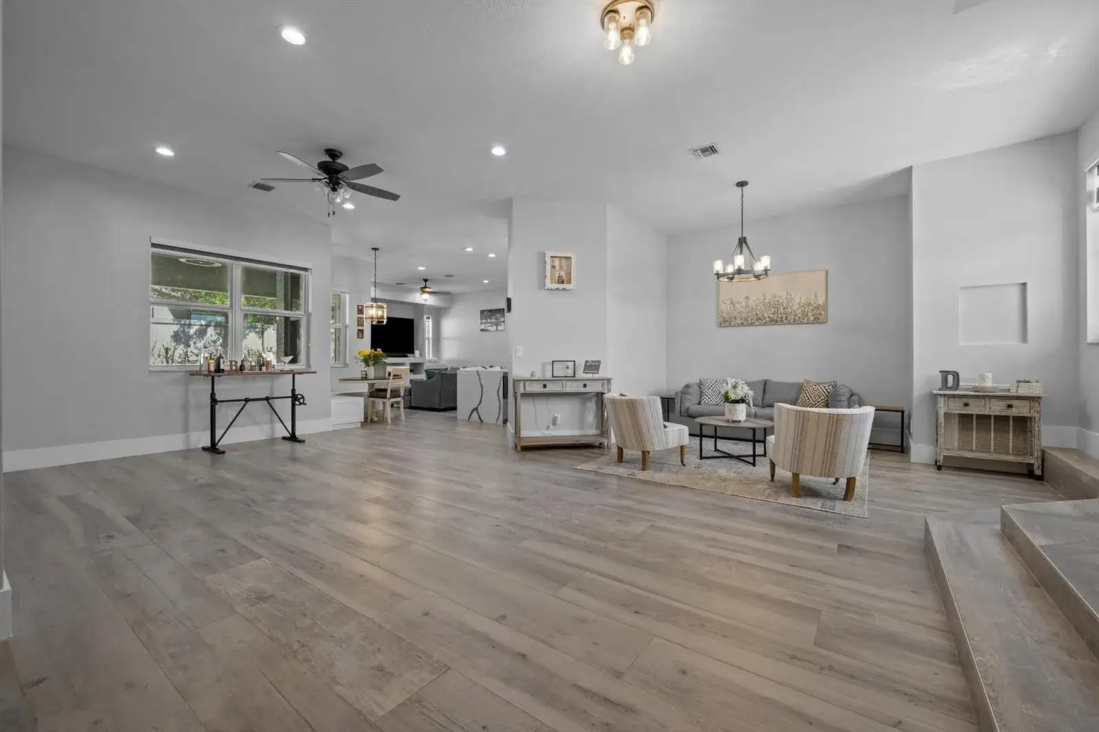2926 Dovedale Court, Wellington FL 33414 photo 2