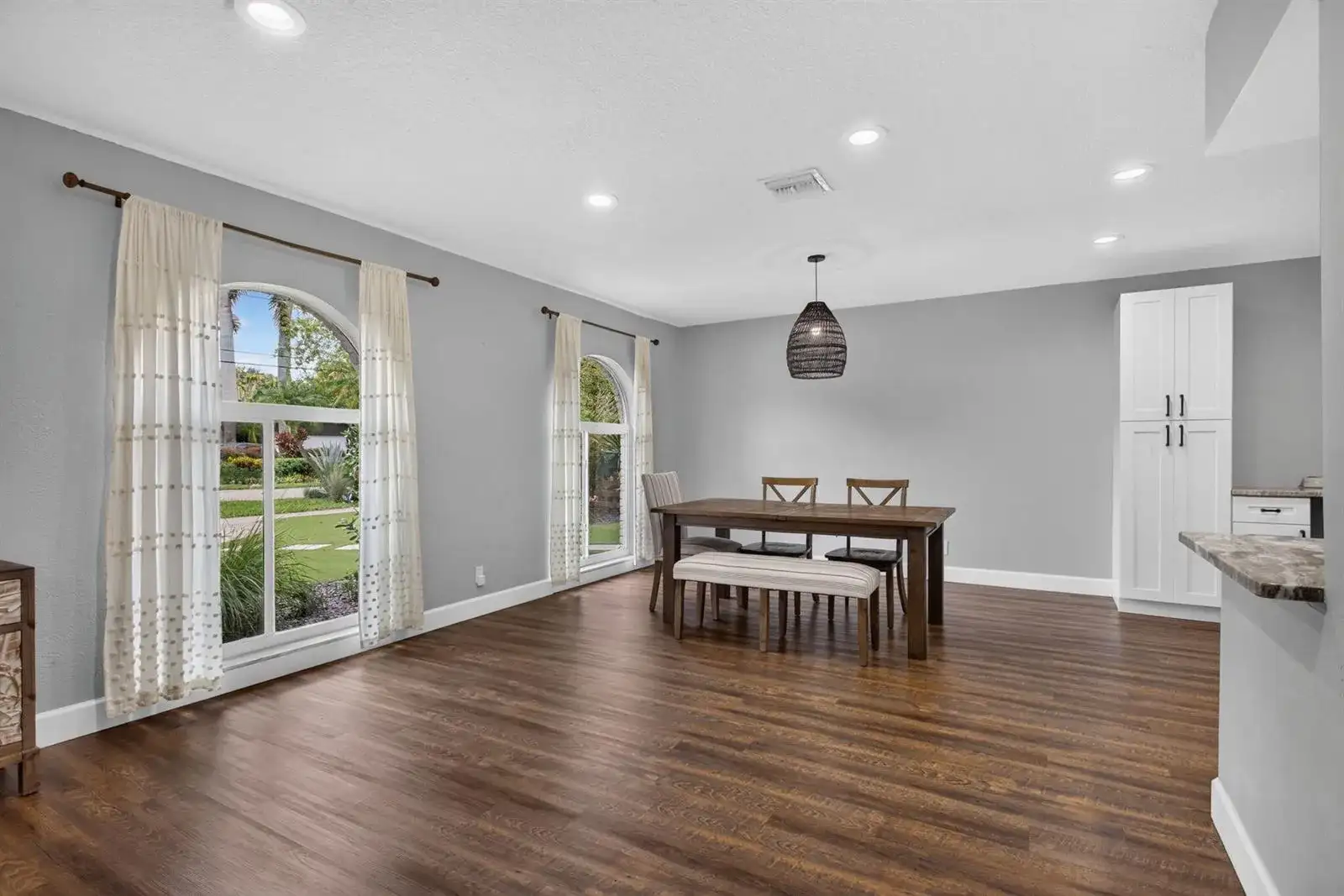 1717 NW 36TH Court, Oakland Park FL 33309 photo 3