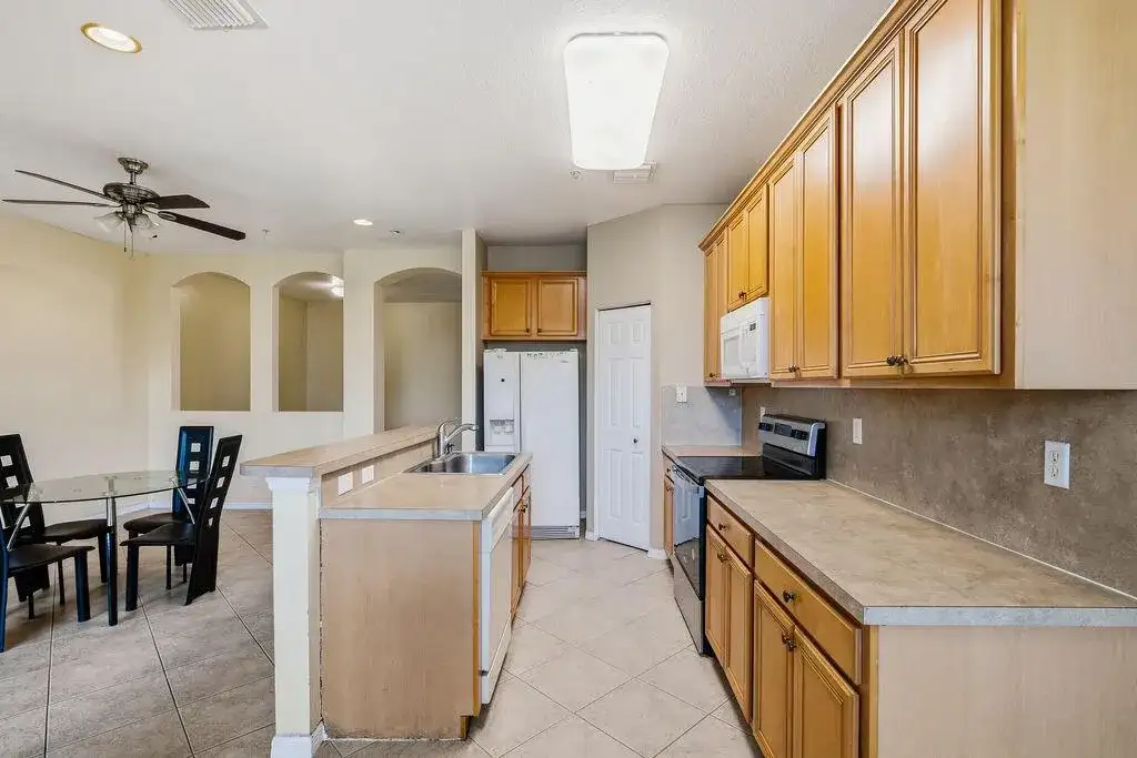 160 Village Boulevard # G, Tequesta FL 33469 photo 4