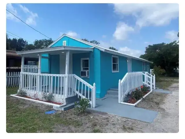 427 N 14TH Street, Fort Pierce FL 34950 photo 5