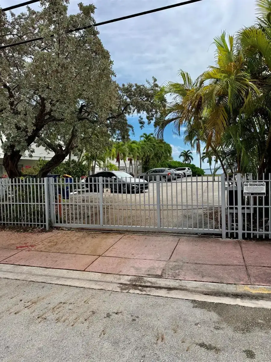 1980 BAY Drive # 8, Miami Beach FL 33141 photo 5