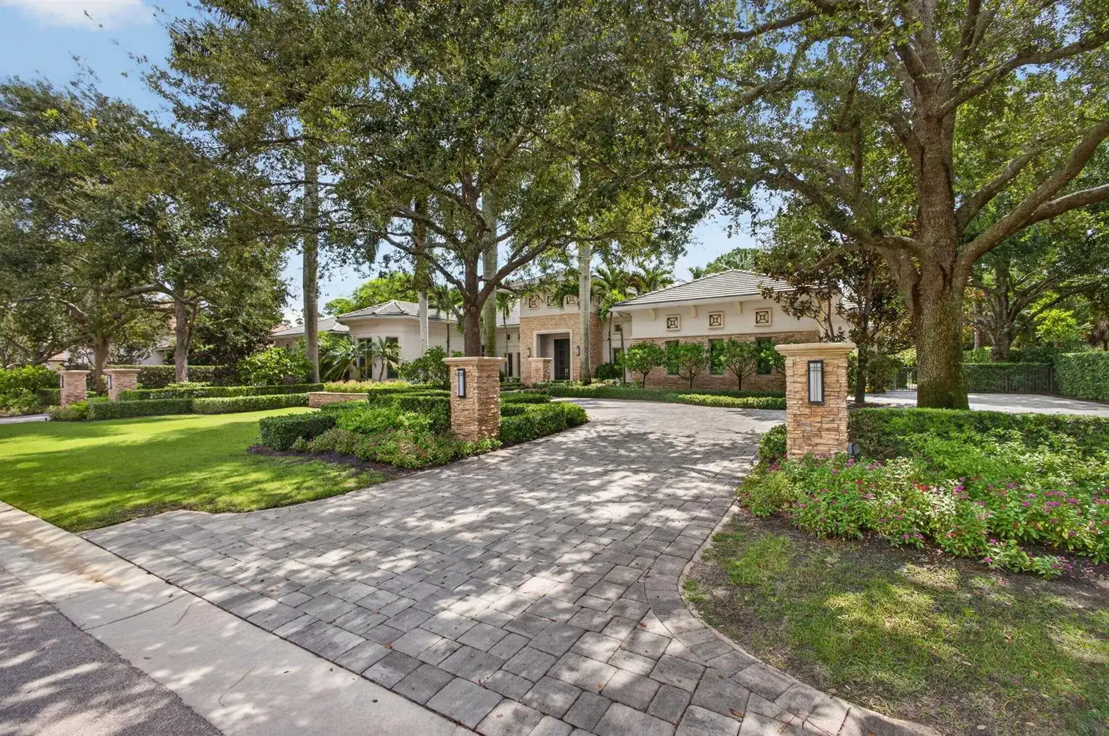 12200 TILLINGHAST Circle, Palm Beach Gardens FL 33418 photo 2