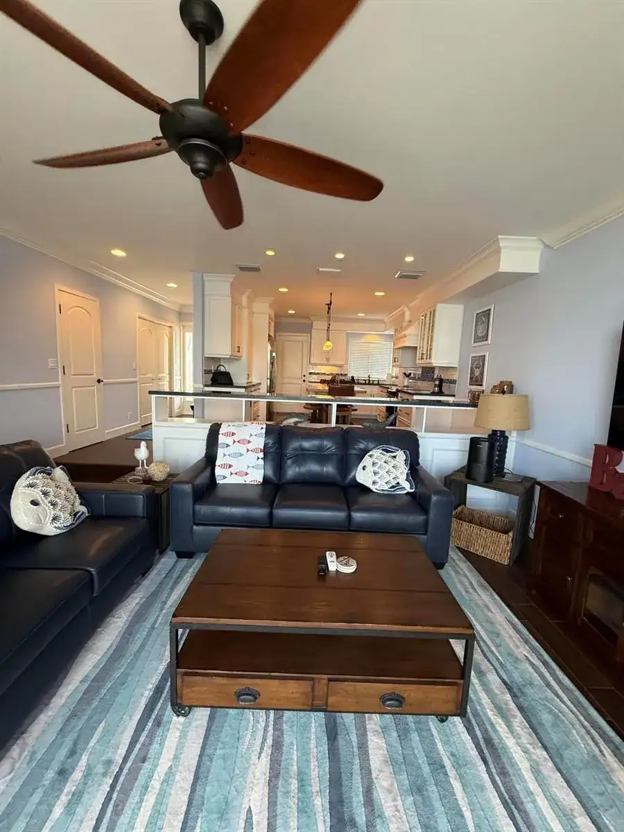 426 SE 17TH Terrace # 1B, Deerfield Beach FL 33441 photo 4