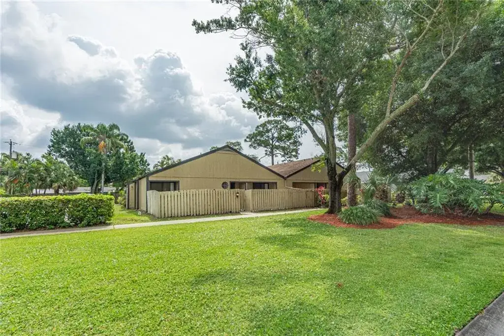 1466 39TH Avenue # 1, Vero Beach FL 32960