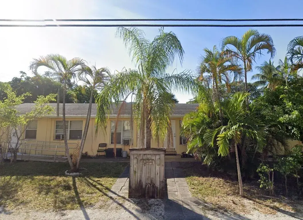 1044 NE 16TH Terrace # 4, Fort Lauderdale FL 33304