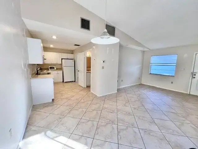 2002 S 10TH Street # D, Fort Pierce FL 34950