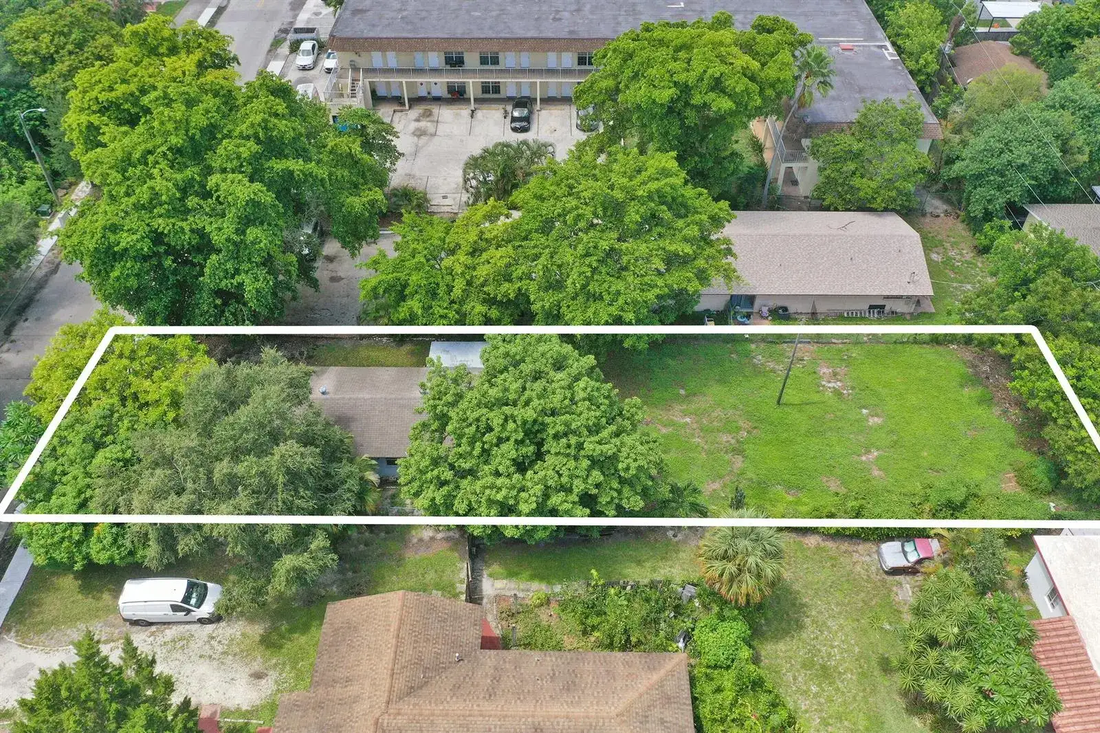 2315 MONROE Street, Hollywood FL 33020 photo 3