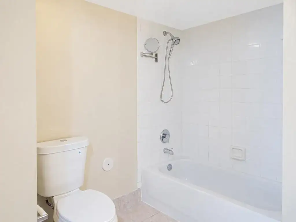 100 CRESTWOOD Court N # 109, Royal Palm Beach FL 33411 photo 5