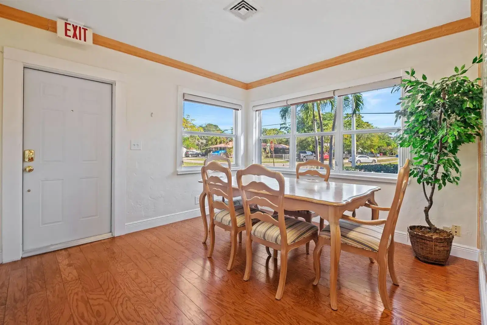 1901 SE 4TH Avenue, Fort Lauderdale FL 33316 photo 5