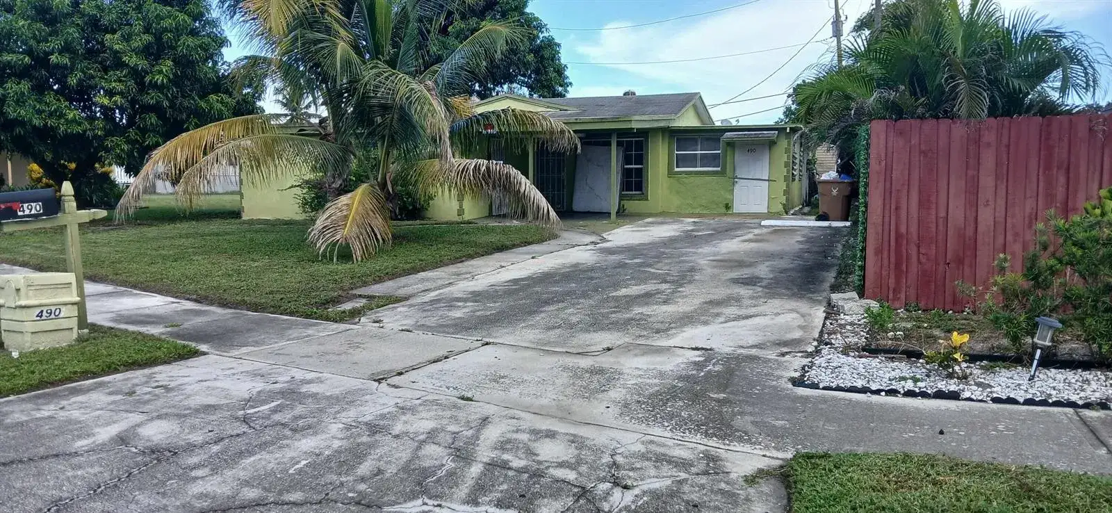 490 NW 3rd Terrace, Deerfield Beach FL 33441