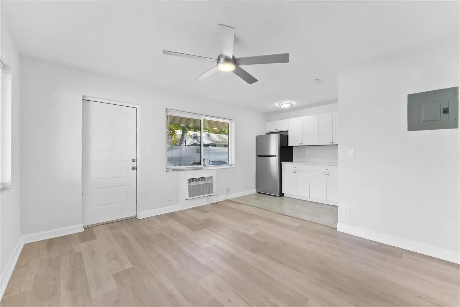 1632 NE 4th Place # 1, Fort Lauderdale FL 33301