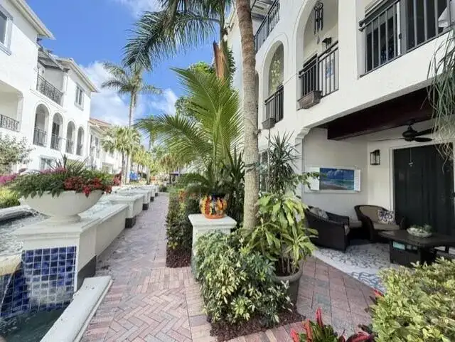 3038 WATERSIDE Circle, Boynton Beach FL 33435 photo 3