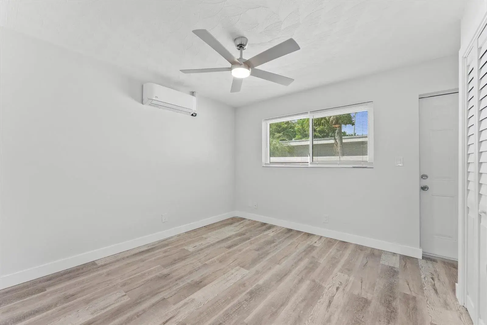 1632 NE 4th Place # 2, Fort Lauderdale FL 33301