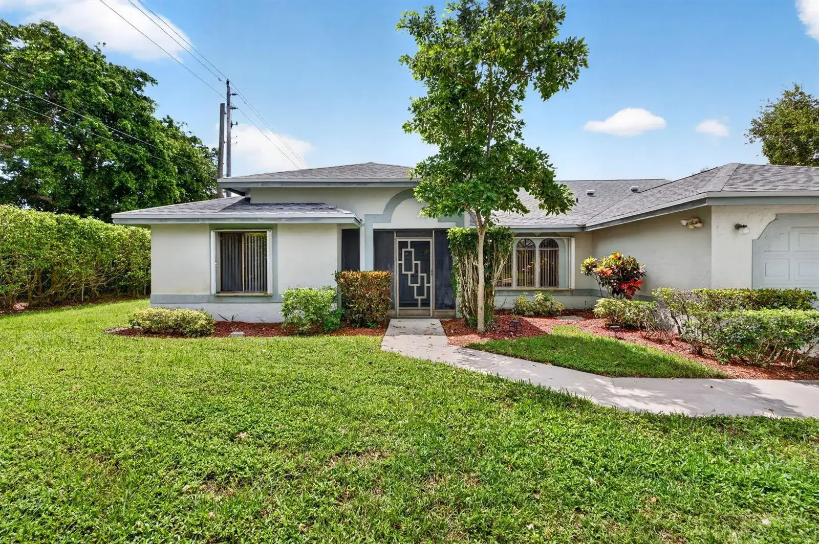 2320 Riviera Drive, Delray Beach FL 33445 photo 2