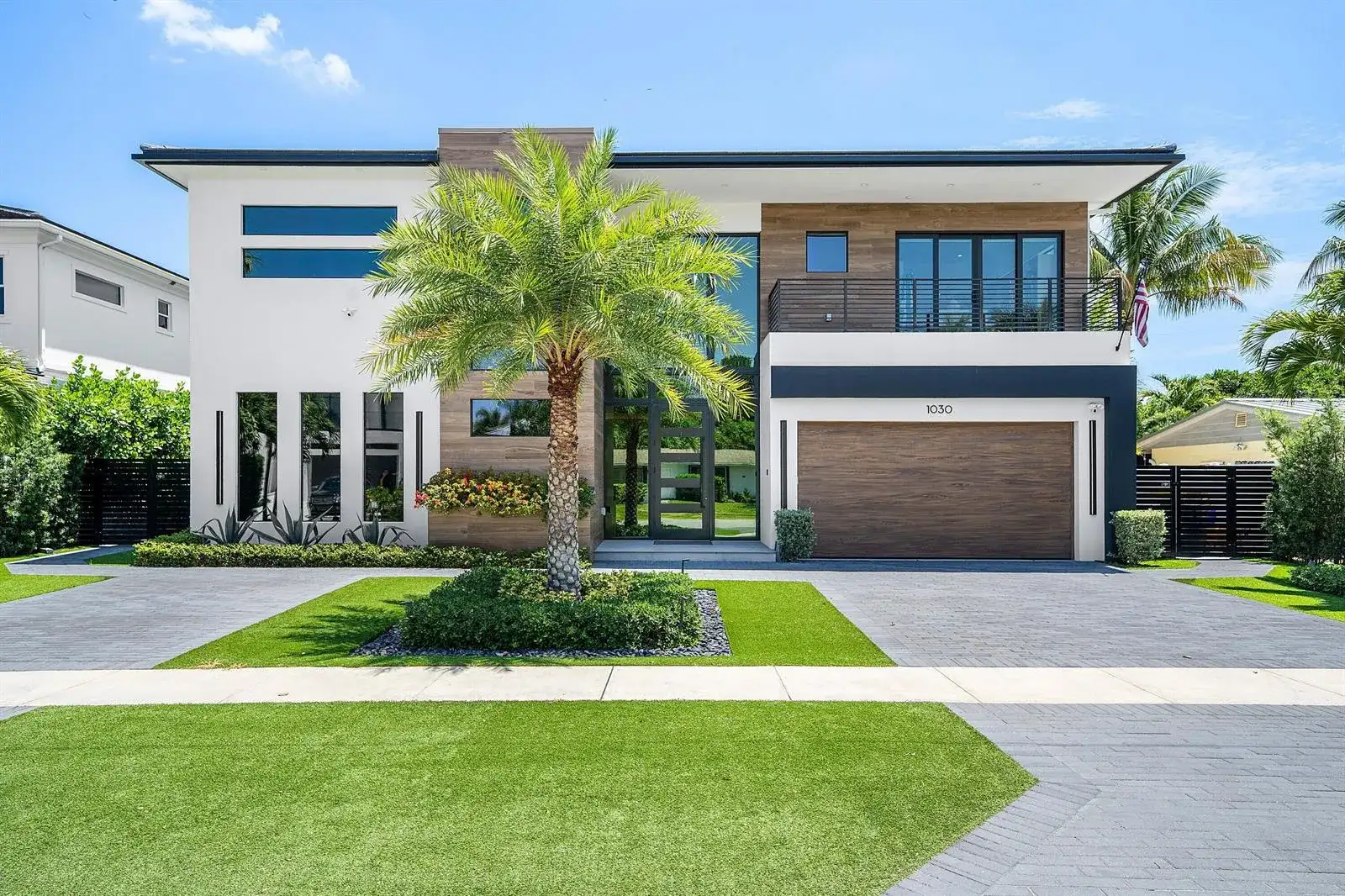 1030 NE 2nd Terrace, Boca Raton FL 33432 photo 2
