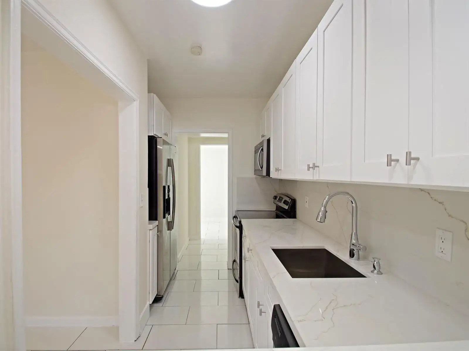 1026 NW 7TH Avenue, Fort Lauderdale FL 33311 photo 4