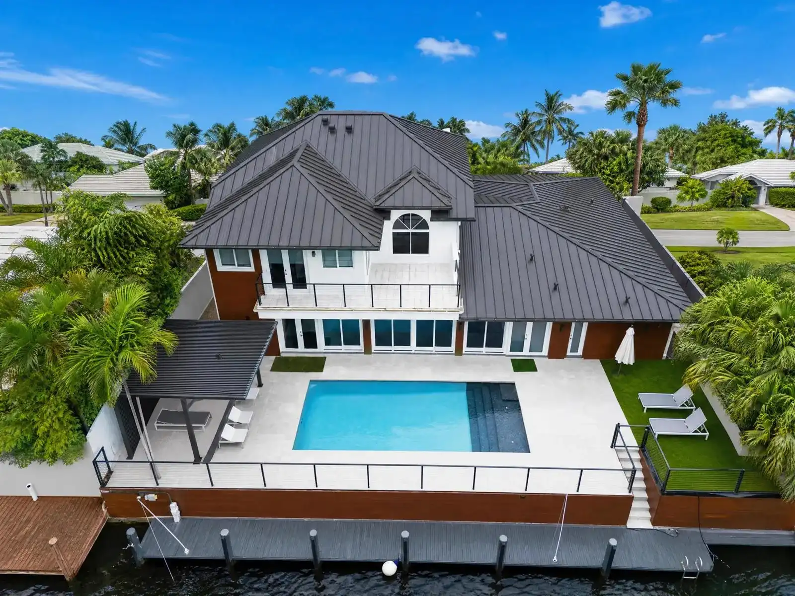 11 Castle Harbor Isle Drive, Fort Lauderdale FL 33308
