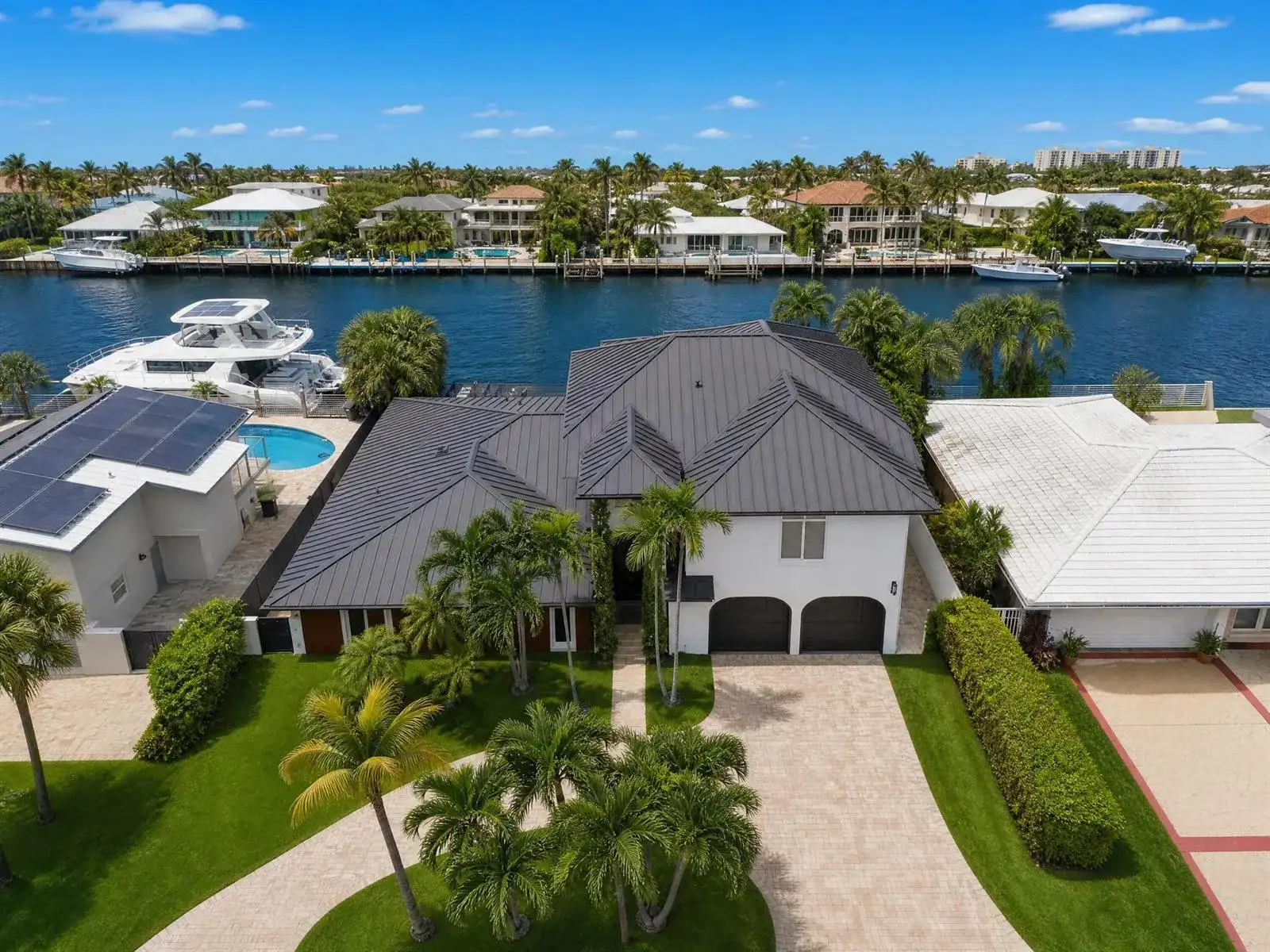 11 Castle Harbor Isle Drive, Fort Lauderdale FL 33308 photo 3