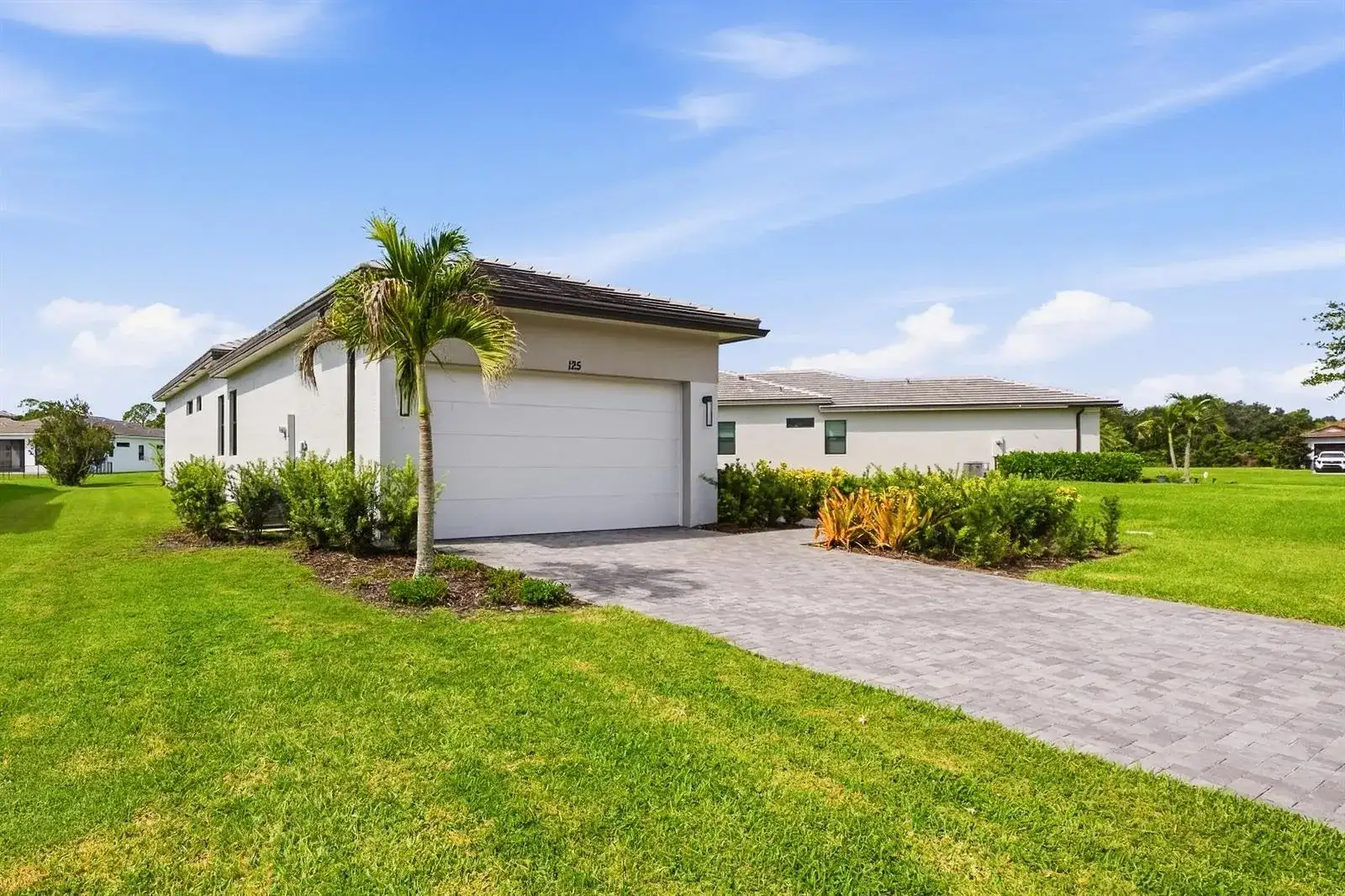 125 SE STRADA CERVARO, Port St. Lucie FL 34952 photo 4