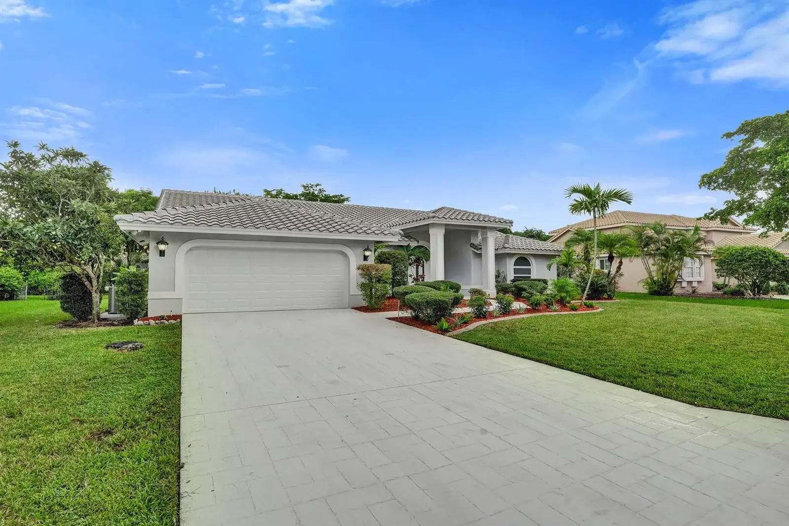 1721 NW 127th Way, Coral Springs FL 33071 photo 2
